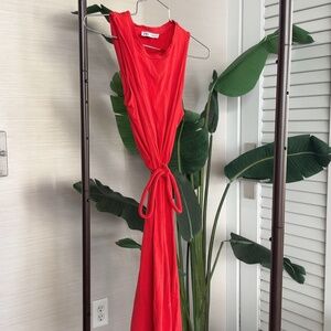 T-shirt dress with tied waist